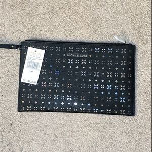 Michael kors jet set travel XL clutch NWT